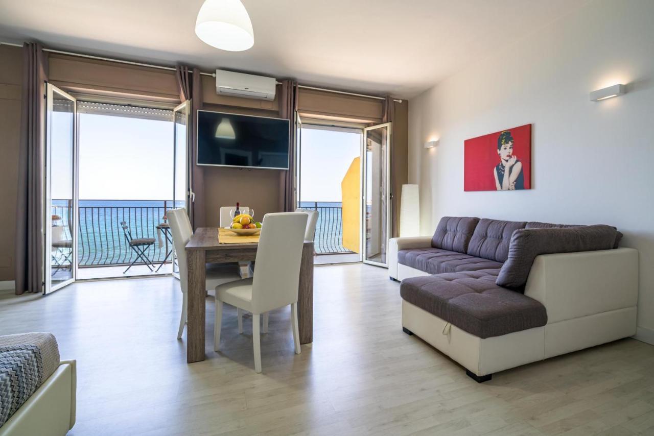 Loft Panorama Di Naxos Apartman Giardini-Naxos Kültér fotó