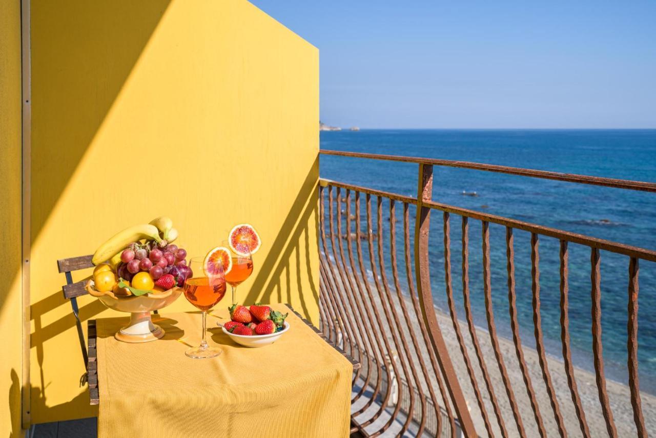 Loft Panorama Di Naxos Apartman Giardini-Naxos Kültér fotó